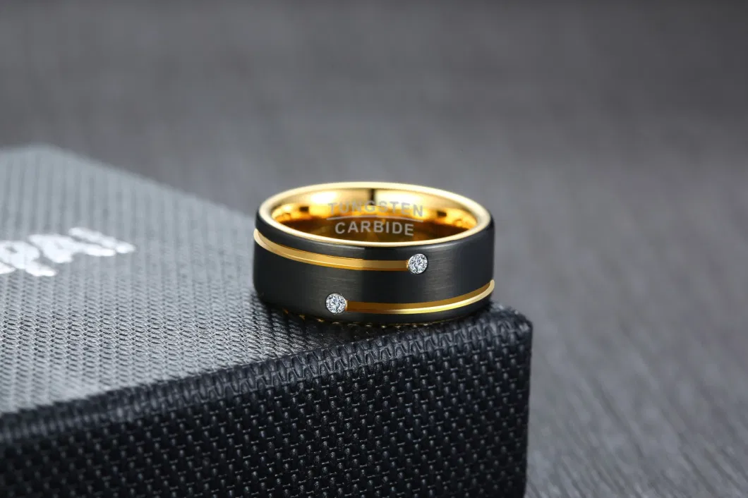 Wholesale European and American New Men′ S Tungsten Gold Ring High-End Slotted Electric IP Gold Lasha Inlaid Zircon Tungsten Steel Ring for Men Tst4195